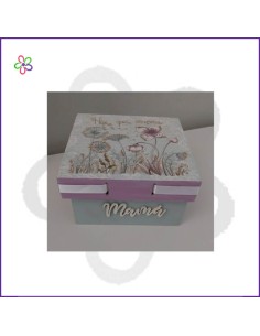 Caja de madera cuadrada...